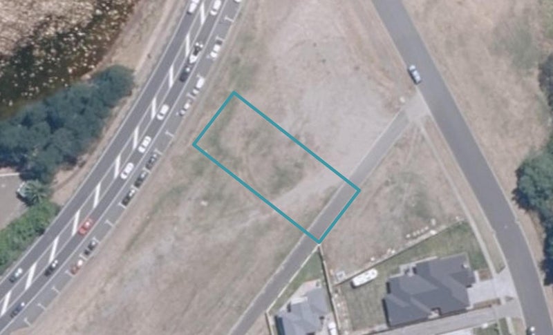 4/3 Tremaine Avenue, Two Mile Bay, Taupo - Carousel 1