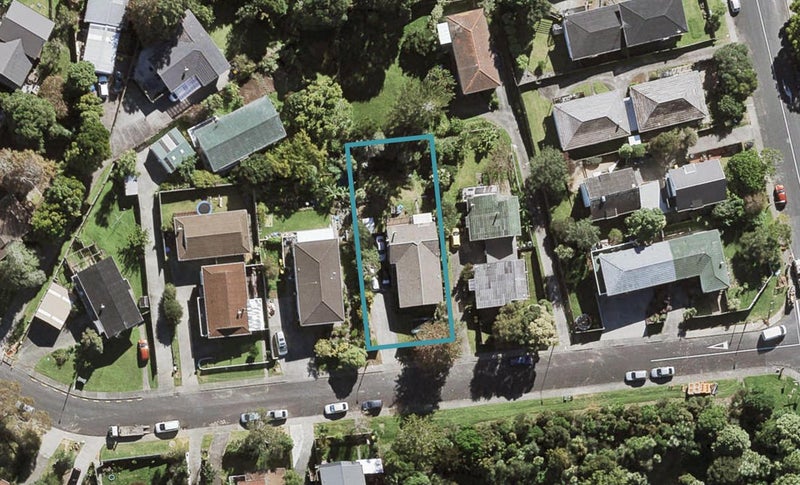 7 Morriggia Place, Bayview, Auckland - Carousel 1
