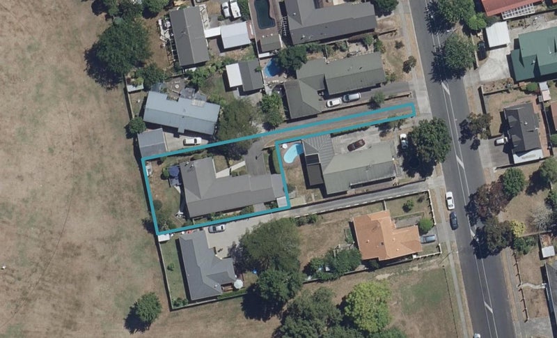 35 Ashurst Avenue, Pukete, Hamilton - Carousel 1