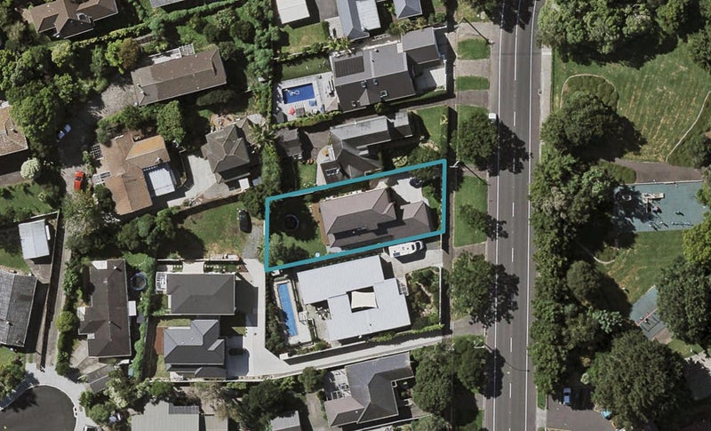 10 Grand Drive, Remuera, Auckland - Carousel 1