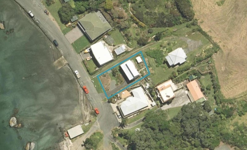21 Beach Road, Whangarei - Carousel 1
