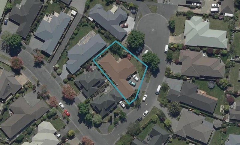 3 Wiltshire Mews, Avonhead, Christchurch - Carousel 1