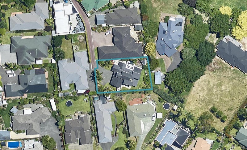56 Pembroke Drive, Bethlehem, Tauranga - Carousel 1