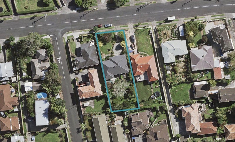 35 Grande Vue Road, Hillpark, Auckland - Carousel 1
