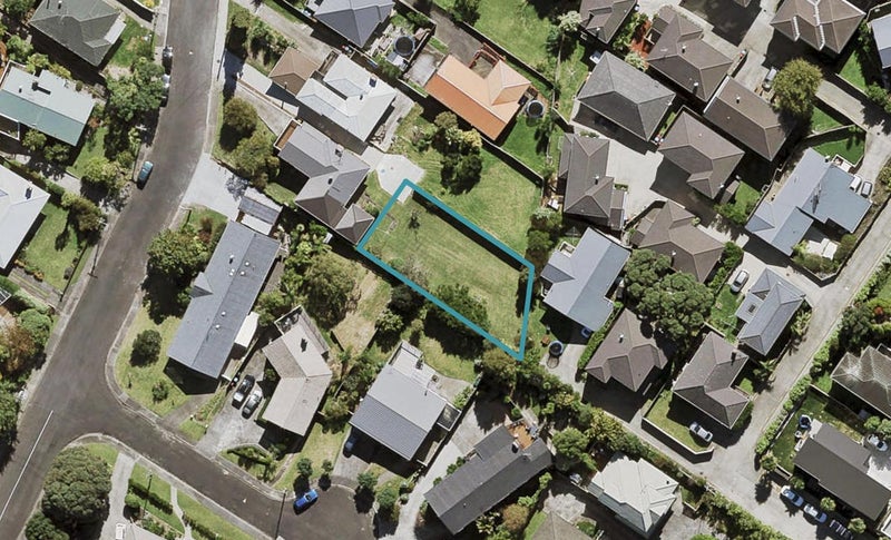 18A Eaton Road, Hillsborough, Auckland - Carousel 1