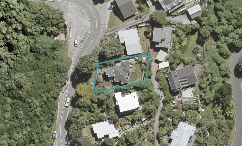 12 Akatea Road, Korokoro, Lower Hutt - Carousel 1