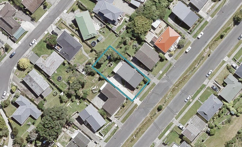 137 Major Drive, Kelson, Lower Hutt - Carousel 1