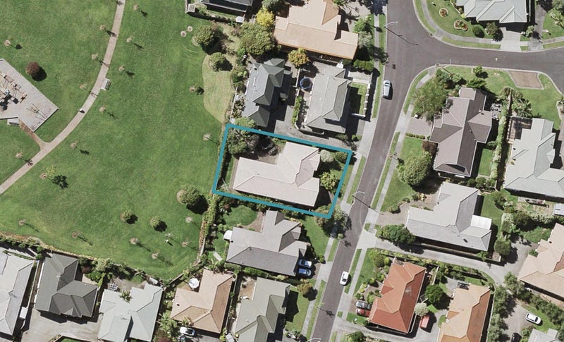 7 Keswick Close, Northpark, Auckland - Carousel 1