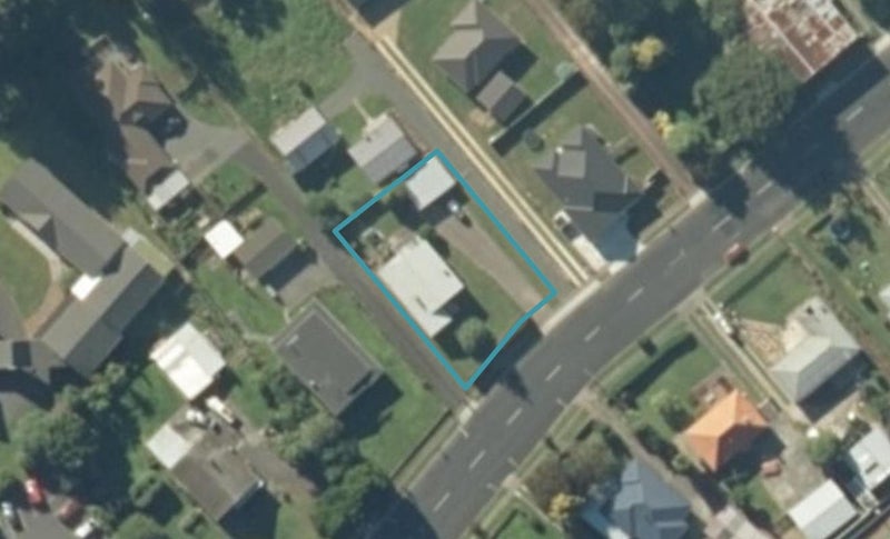 9A Okoroire Street, Tīrau - Carousel 1
