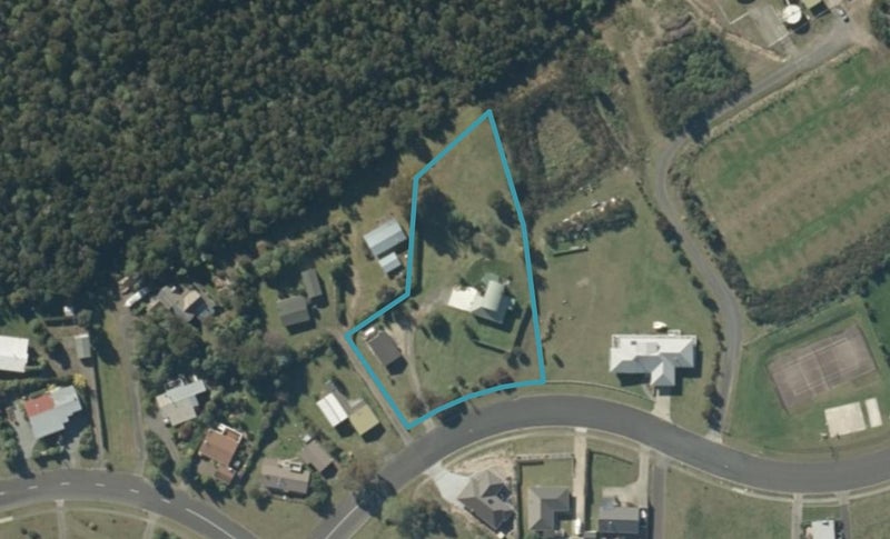 10 Parekaawa Drive, Turangi - Carousel 1