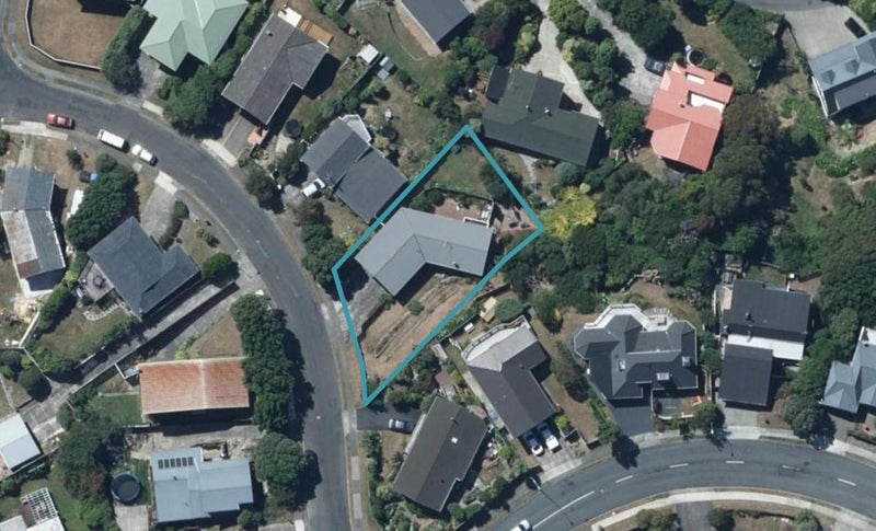 4 Forth Place, Papakowhai, Porirua - Carousel 1