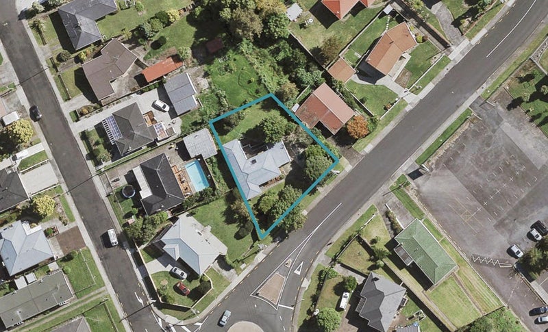 54 Rogers Road, Manurewa, Auckland - Carousel 1