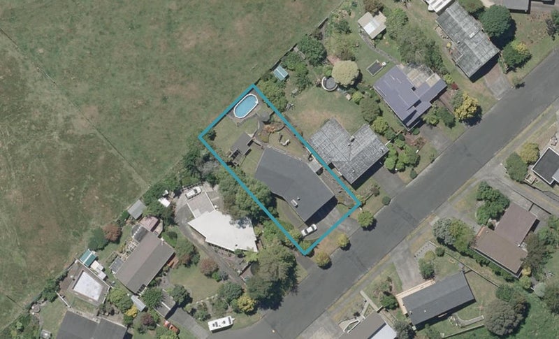 24 Virginia Heights, Otamatea, Whanganui - Carousel 1