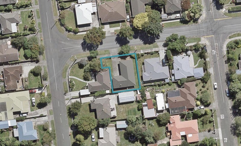 33 Redwood Street, Elderslea, Upper Hutt - Carousel 1