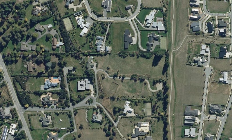 35 The Terraces, Wānaka - Carousel 1
