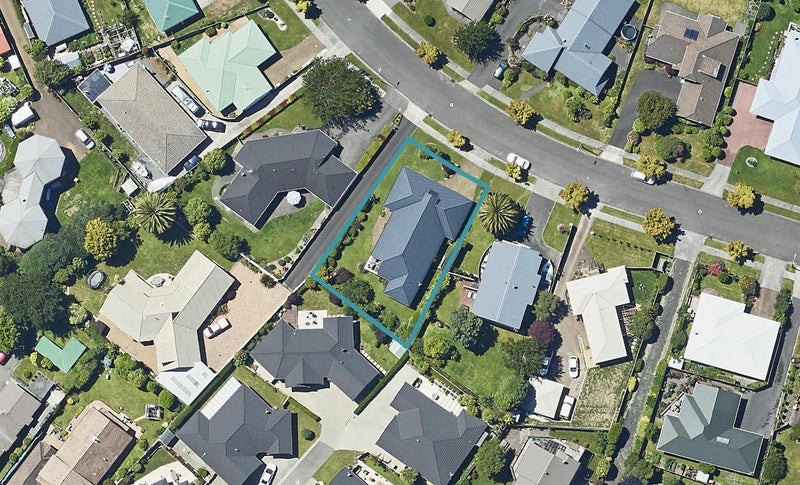 9 Thelma Place, Lynmore, Rotorua - Carousel 1