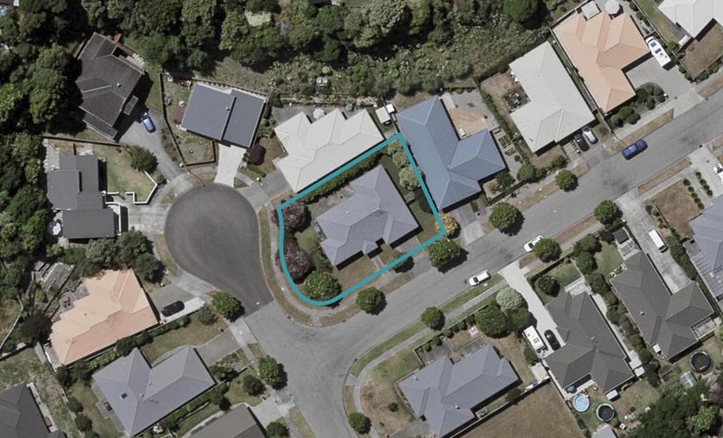 2 Leanne Way, Waikanae Beach, Waikanae - Carousel 1