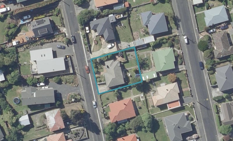 17 Exeter Street, Abbotsford, Dunedin - Carousel 1