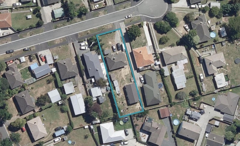 8 Hockin Place, Fairfield, Hamilton - Carousel 1