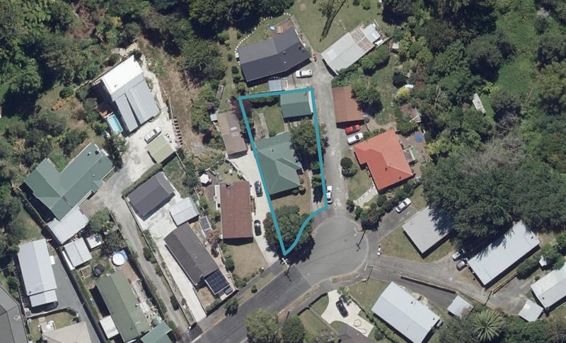 41 Barrie Crescent, Silverdale, Hamilton - Carousel 1