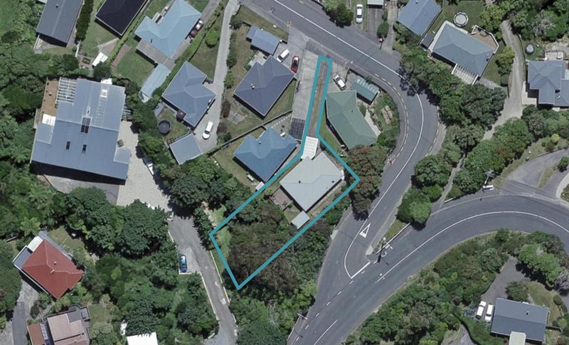 3 Beazley Avenue, Paparangi, Wellington - Carousel 1