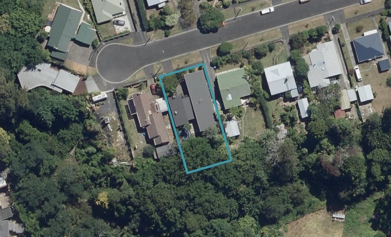32 Bettina Road, Fairfield, Hamilton - Carousel 1