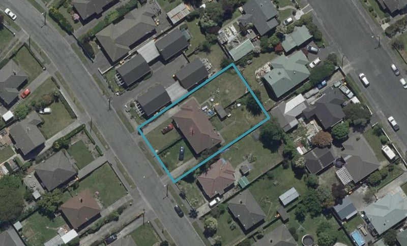 12 Pitcairn Crescent, Bryndwr, Christchurch - Carousel 1