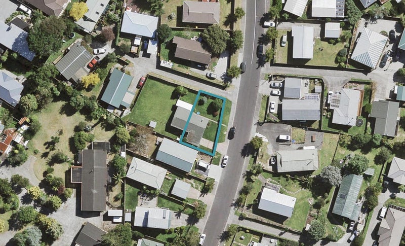 15A Riserra Drive, Ranui, Auckland - Carousel 1