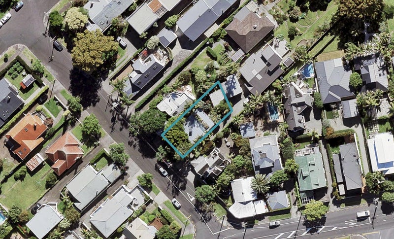1A Kotare Avenue, Westmere, Auckland - Carousel 1