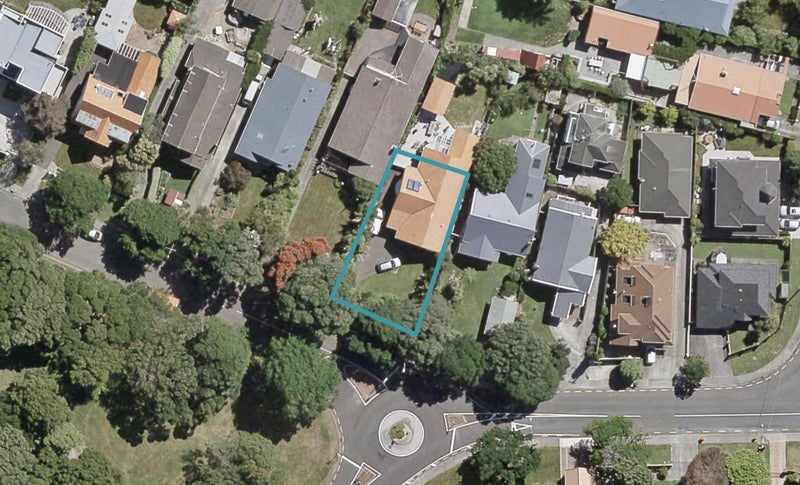 11 Puriri Street, Woburn, Lower Hutt - Carousel 1