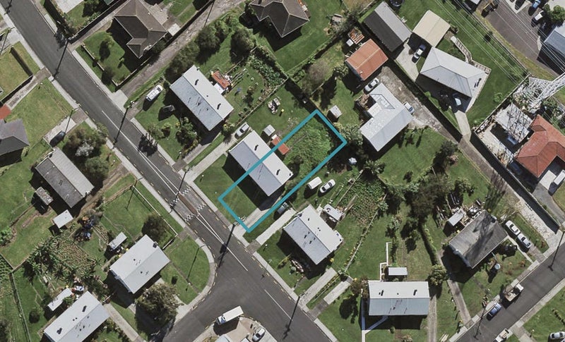 39 Ashton Avenue, Ōtara, Auckland - Carousel 1