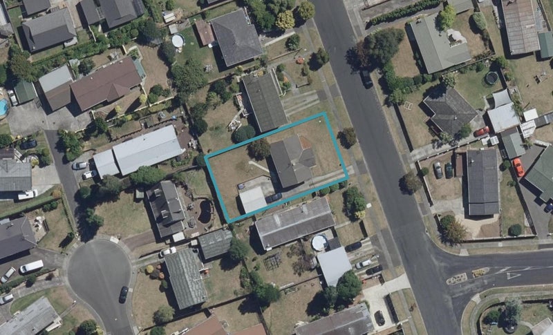 11 Maple Avenue, Dinsdale, Hamilton - Carousel 1