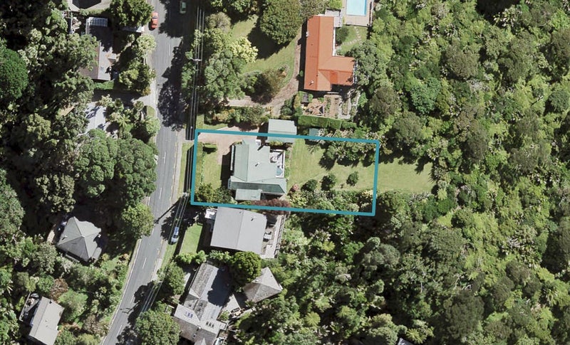 566 South Titirangi Road, Titirangi, Auckland - Carousel 1