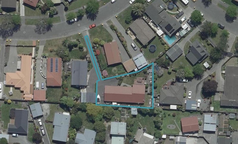 5A Wakelin Place, Redwood, Christchurch - Carousel 1