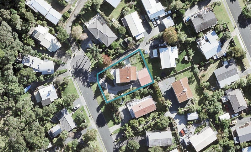 24 Gerontius Lane, Snells Beach, Snells Beach - Carousel 1