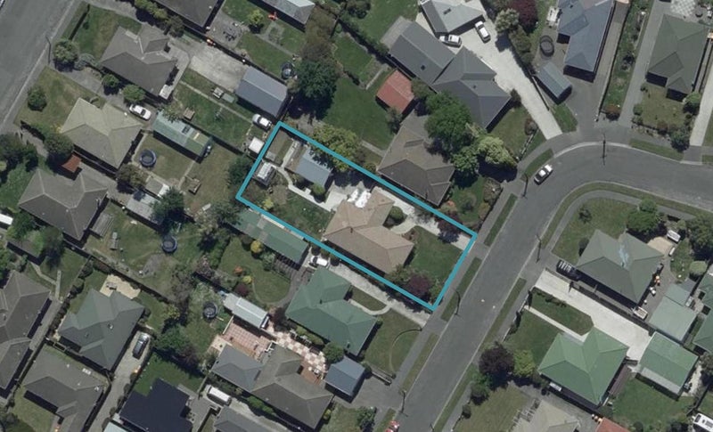 9 Bourne Crescent, Papanui, Christchurch - Carousel 1