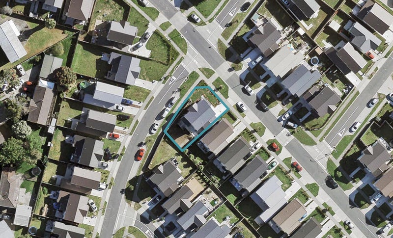68 Kaimoana Street, Weymouth, Auckland - Carousel 1