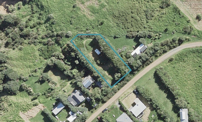 14 Woody Bay Road, Rakino Island, Auckland - Carousel 1