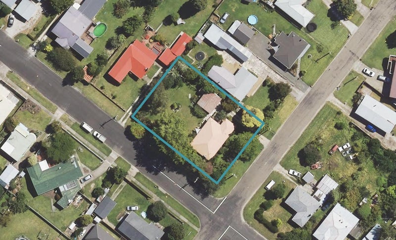 32 Ayton Street, Mangapapa, Gisborne - Carousel 1