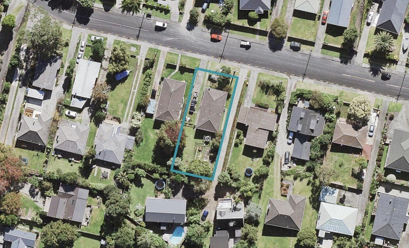 16 Aeroview Drive, Beach Haven, Auckland - Carousel 1