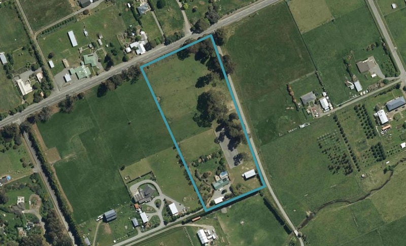 27 Seniors Road, Blenheim - Carousel 1