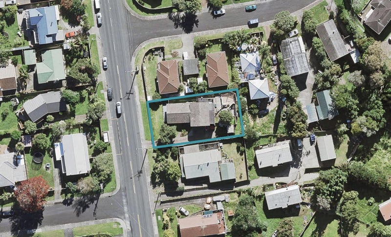 197 Rangatira Road, Beach Haven, Auckland - Carousel 1