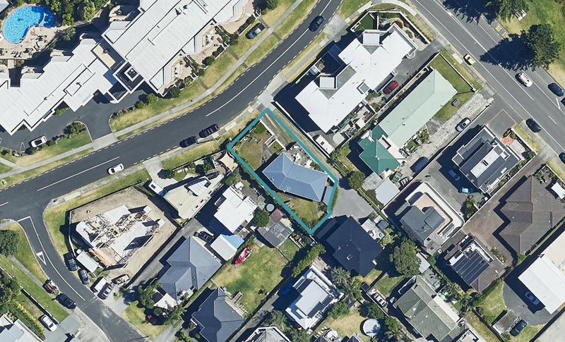 36 Clyde Street, Mount Maunganui - Carousel 1
