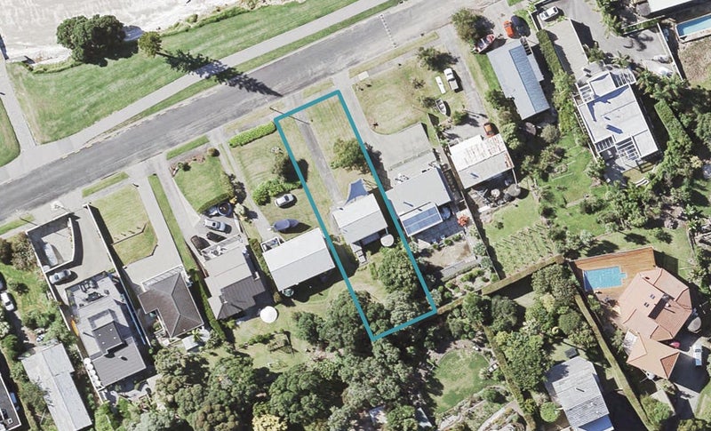 12 Omana Esplanade, Maraetai, Auckland - Carousel 1