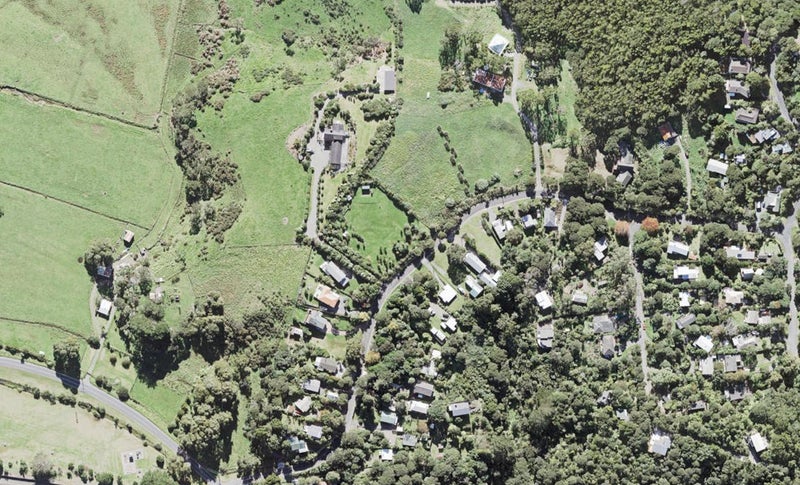 34 Upland Road, Huia, Auckland - Carousel 1