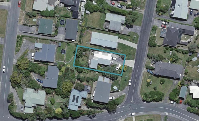 3 Ruskin Road, Newlands, Wellington - Carousel 1