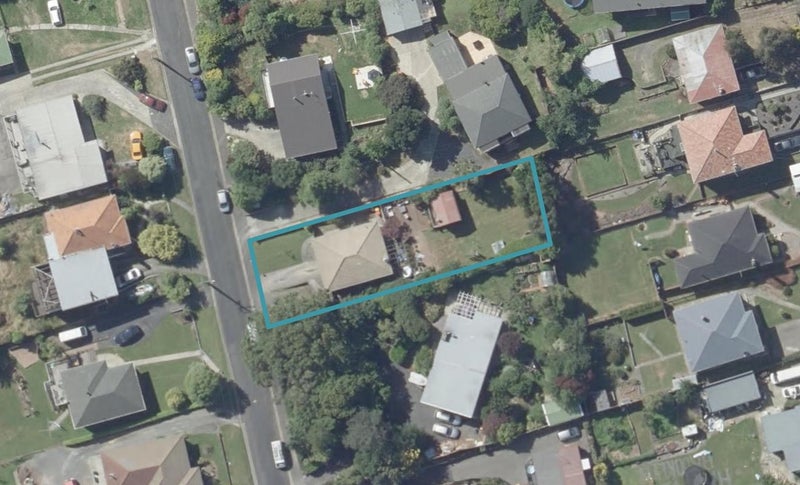 27 Teignmouth Street, Abbotsford, Dunedin - Carousel 1