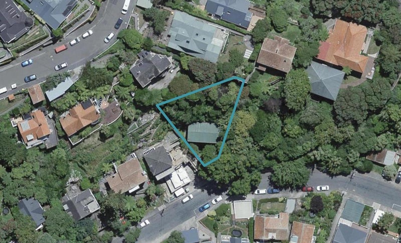 32A Ngaio Road, Kelburn, Wellington - Carousel 1