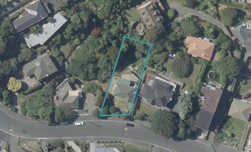 28 Earls Road, Saint Clair, Dunedin - Carousel 1