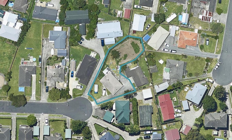15 Surrey Grove, Parkvale, Tauranga - Carousel 1
